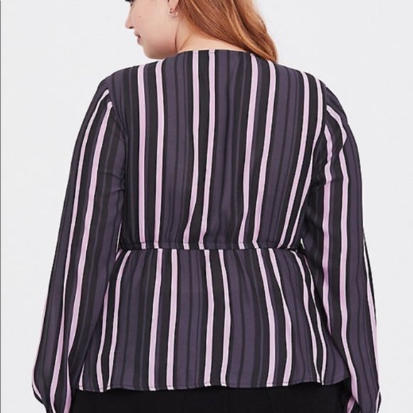 Torrid Stripped Wrap Blouse Size 1 (14-16) - Picture 9 of 9
